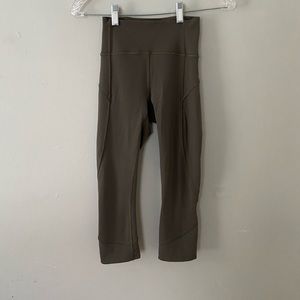 Sage In Movement Cropped Lululemon Leggings size 2
